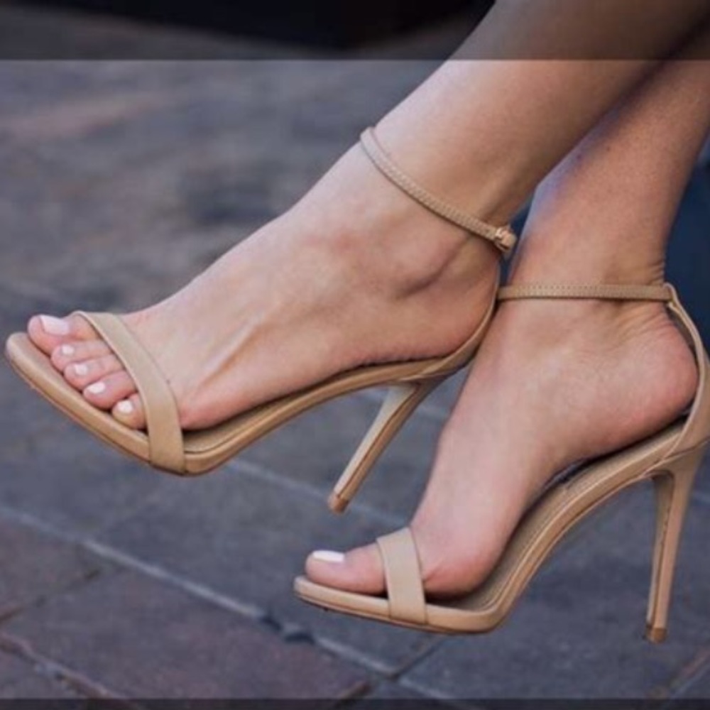 Steve Madden nude heel